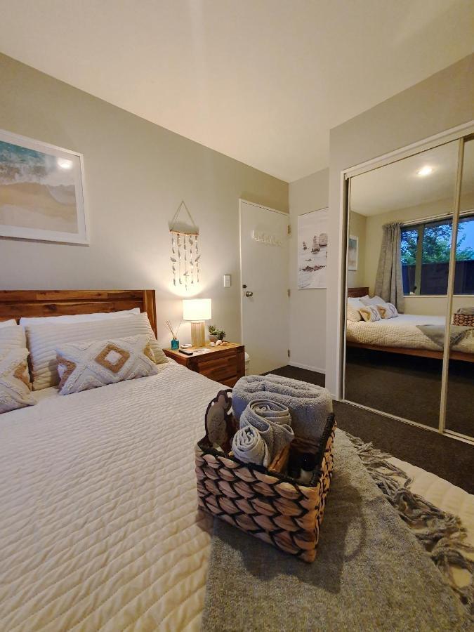 Bed and Breakfast Golden Pearl Christchurch Exterior foto